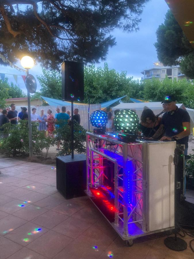 Camping El Pinar Platja Santa Susanna